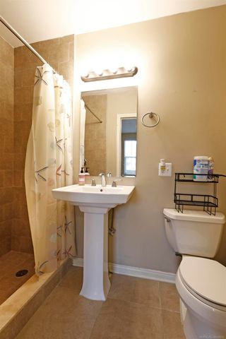 11716 Weingartz East Street, Utica, MI 48315