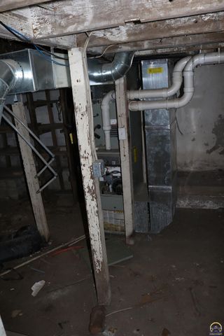 414 NE Grattan ST, Topeka, KS 66616