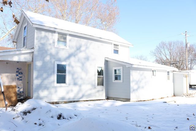 414 NE Grattan ST, Topeka, KS 66616