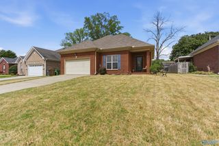 930 Tracey Lane, Decatur, AL 35601