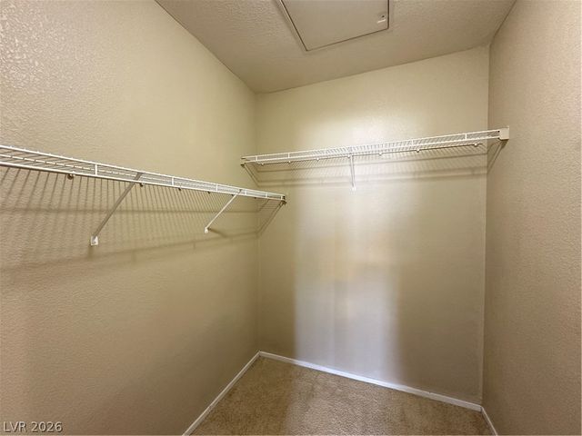 1621 Queen Victoria Street 201, Las Vegas, NV 89144