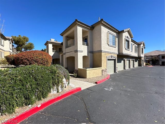 1621 Queen Victoria Street 201, Las Vegas, NV 89144