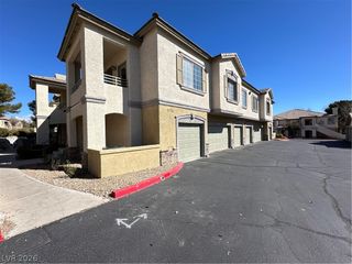 1621 Queen Victoria Street 201, Las Vegas, NV 89144