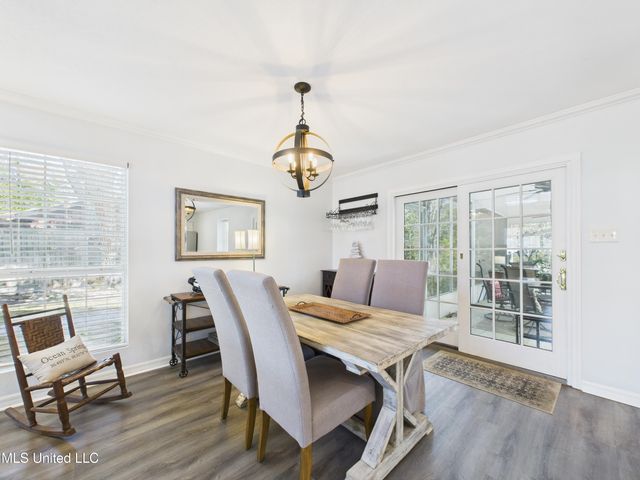 9605 Oakcrest Lane, Ocean Springs, MS 39564