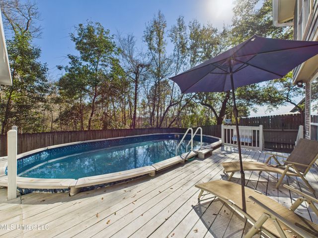 9605 Oakcrest Lane, Ocean Springs, MS 39564