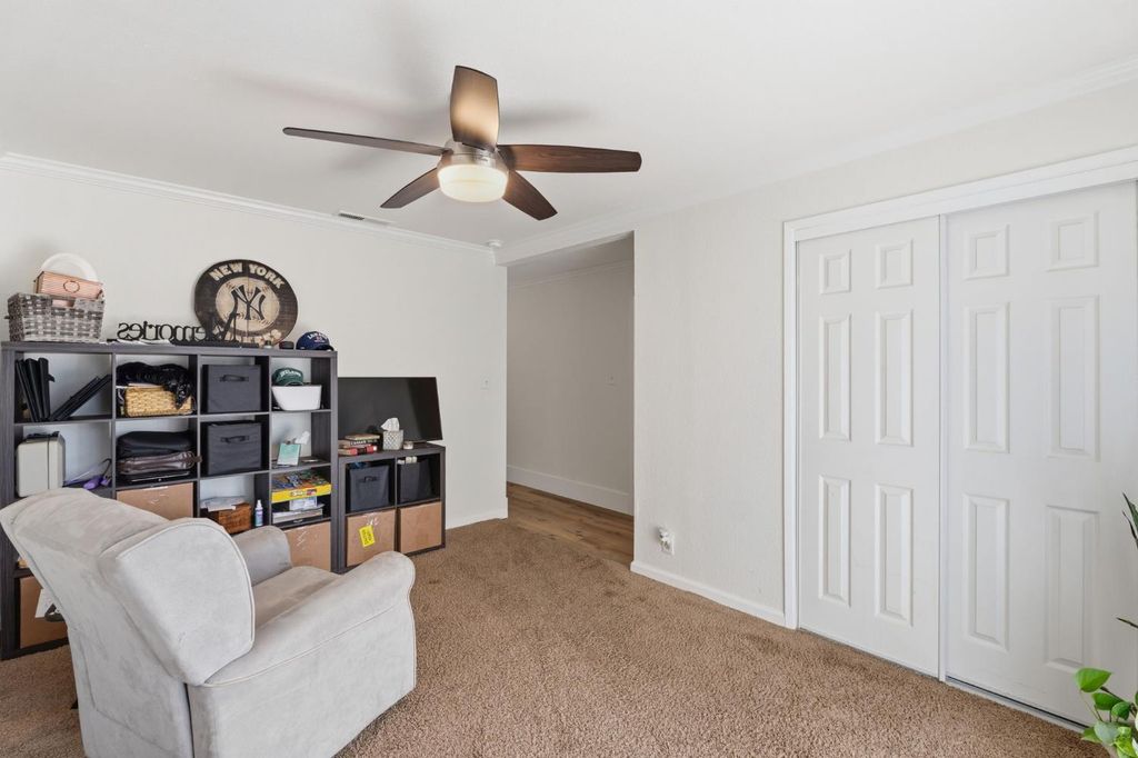 Image 25 of property listing at 2438 E Santa Ana Avenue, Fresno, CA 93726
