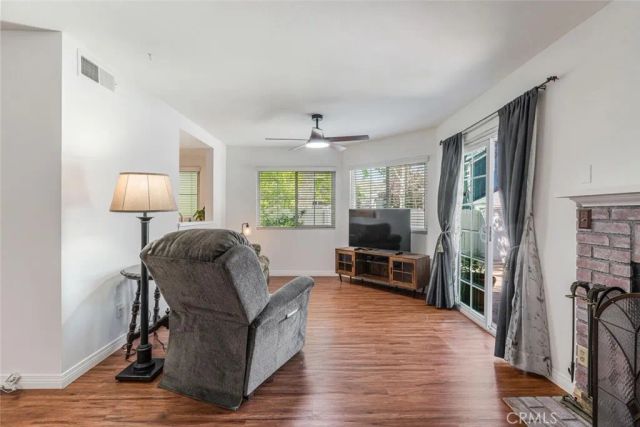 1878 Rory Lane 6, Simi Valley, CA 93063