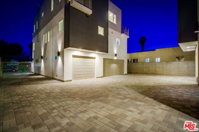 6119 Fountain Avenue, Los Angeles, CA 90028