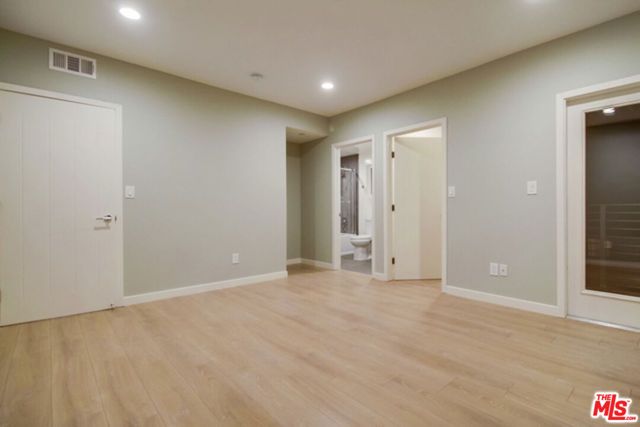 6119 Fountain Avenue, Los Angeles, CA 90028