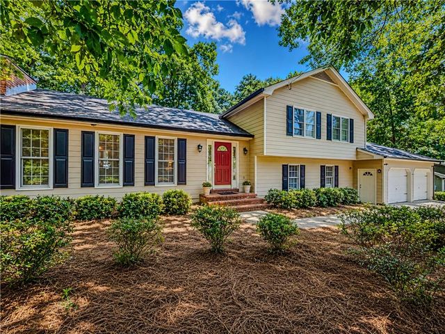 234 Devant Place SW, Lilburn, GA 30047