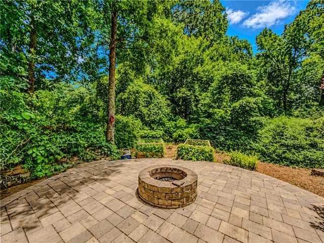 234 Devant Place SW, Lilburn, GA 30047