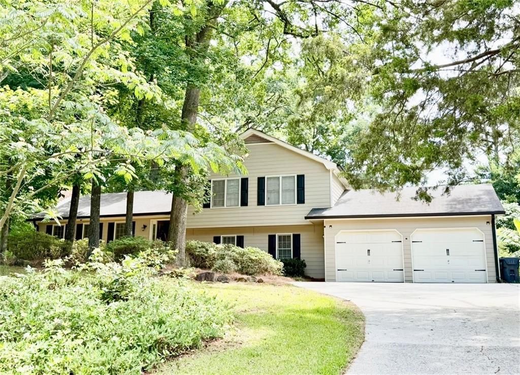 234 Devant Place SW, Lilburn, GA 30047