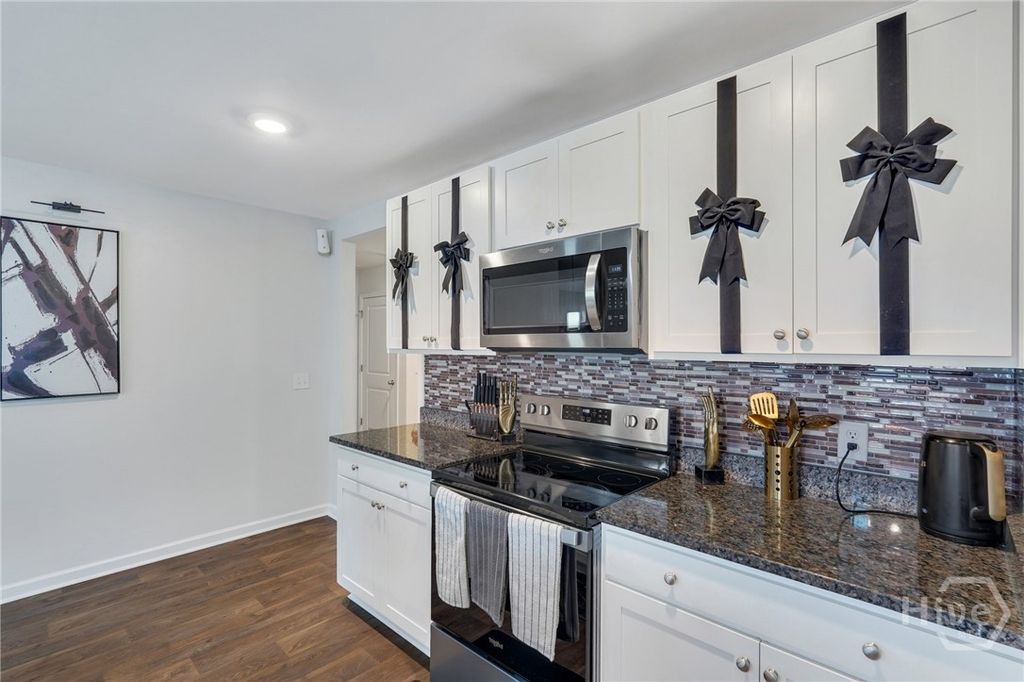 Image 30 of property listing at 123 Tobago Circle, Guyton, GA 31312