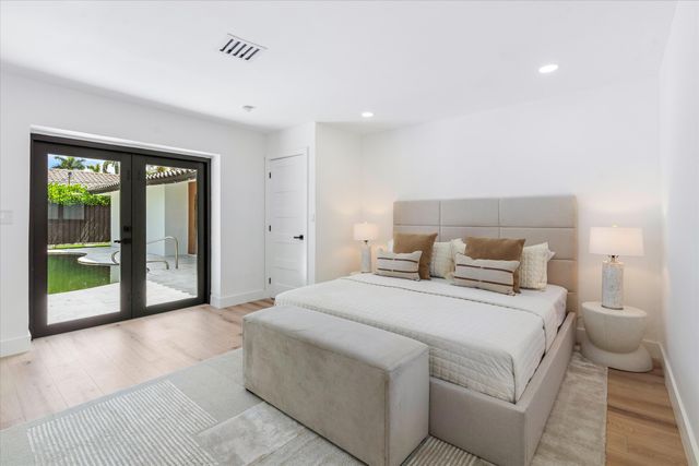 4721 Bayview Drive, Fort Lauderdale, FL 33308