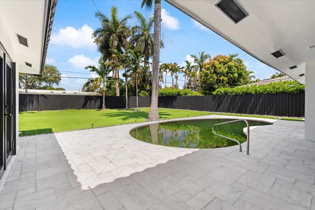 4721 Bayview Drive, Fort Lauderdale, FL 33308
