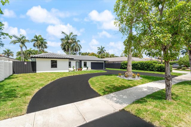 4721 Bayview Drive, Fort Lauderdale, FL 33308