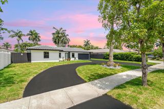 4721 Bayview Drive, Fort Lauderdale, FL 33308