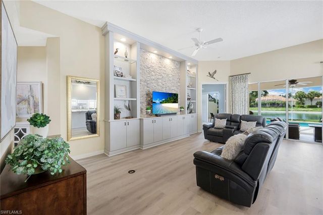 3232 Benicia CT, Naples, FL 34109