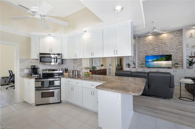 3232 Benicia CT, Naples, FL 34109
