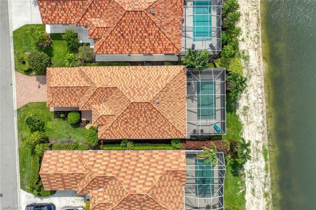 3232 Benicia CT, Naples, FL 34109