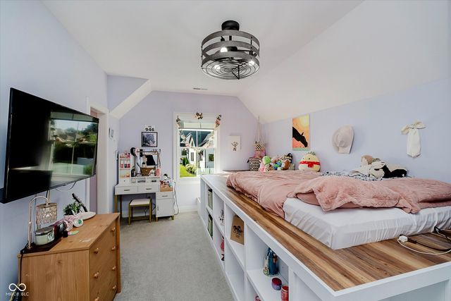 823 Old Ashbury Road, Westfield, IN 46074