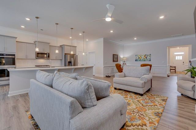 1726 Wabash Place, Boiling Springs, SC 29316