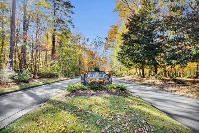 6001 Club House Drive, New Bern, NC 28562