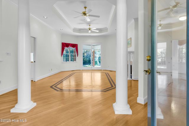 6001 Club House Drive, New Bern, NC 28562