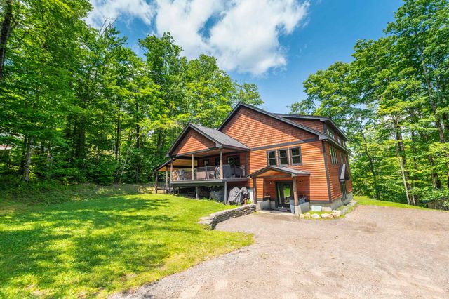 121 Fannie Hill Road, Wilmington, VT 05363
