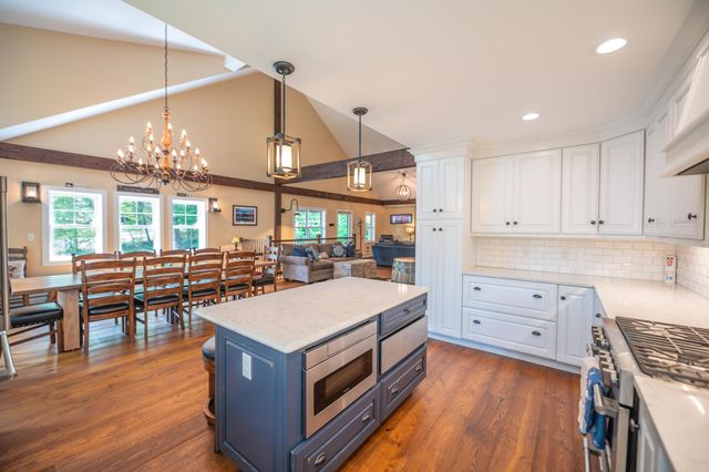 121 Fannie Hill Road, Wilmington, VT 05363