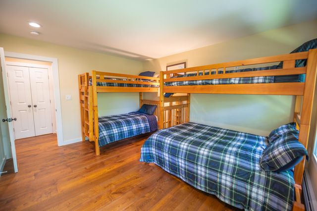 121 Fannie Hill Road, Wilmington, VT 05363