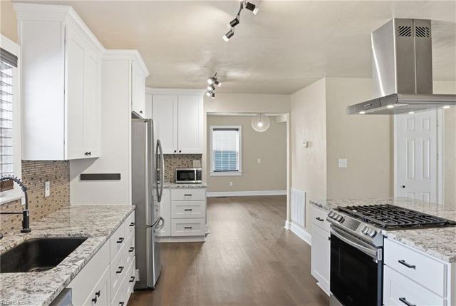 172 Haven DR, Norfolk, VA 23503