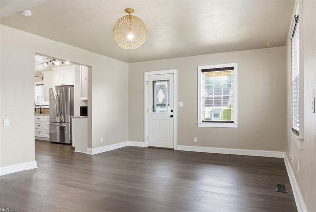 172 Haven DR, Norfolk, VA 23503