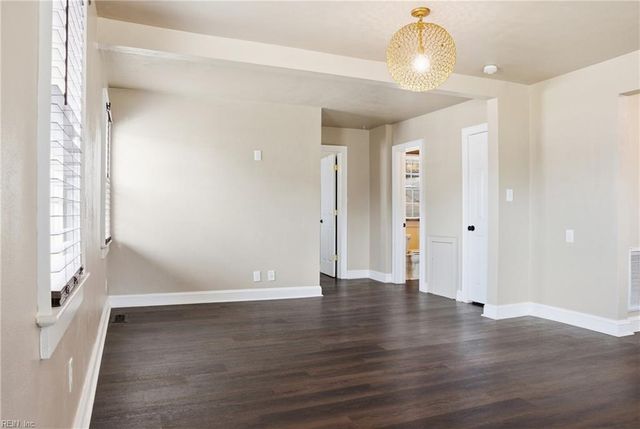 172 Haven DR, Norfolk, VA 23503