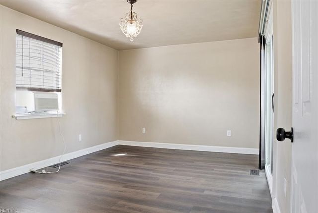 172 Haven DR, Norfolk, VA 23503