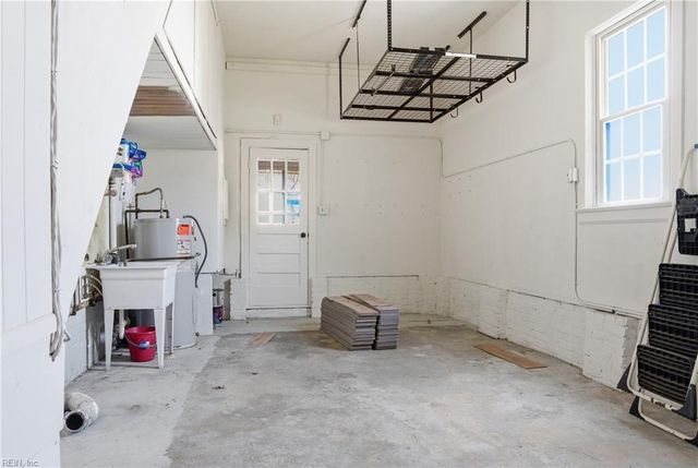 172 Haven DR, Norfolk, VA 23503