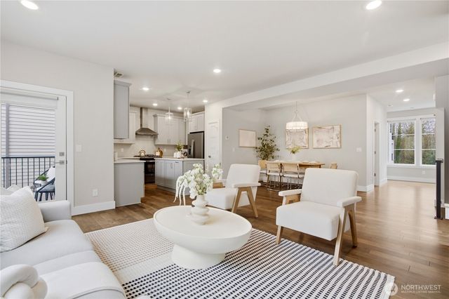 12129 NE 109th Way, Kirkland, WA 98033