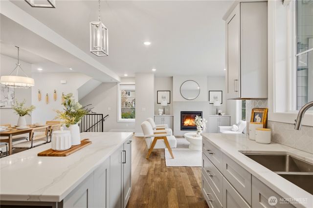 12129 NE 109th Way, Kirkland, WA 98033