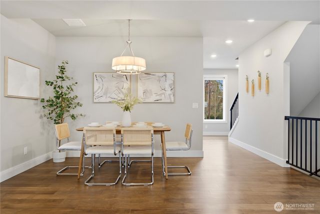 12129 NE 109th Way, Kirkland, WA 98033