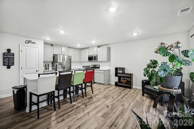 819 Wood Village Drive, Edgemoor, SC 29712
