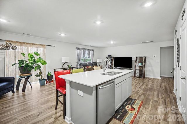 819 Wood Village Drive, Edgemoor, SC 29712