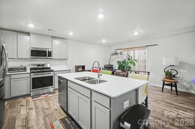 819 Wood Village Drive, Edgemoor, SC 29712