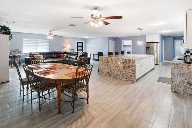 615 NE 15th Place, Boynton Beach, FL 33435