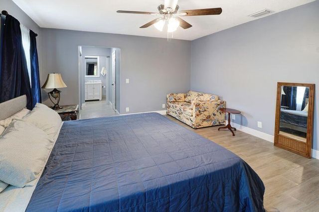 615 NE 15th Place, Boynton Beach, FL 33435