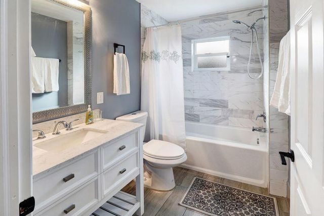 615 NE 15th Place, Boynton Beach, FL 33435