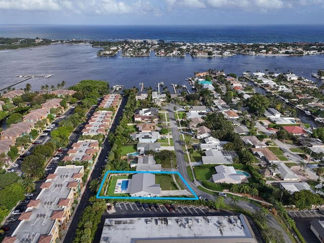 615 NE 15th Place, Boynton Beach, FL 33435