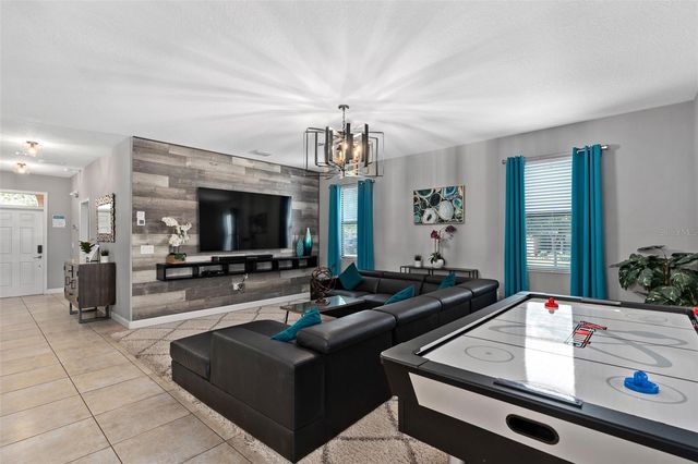 9020 SHADOW MOUNTAIN STREET, Davenport, FL 33896