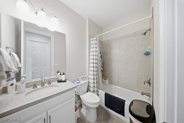 1074 Enbrook LOOP, Naples, FL 34114