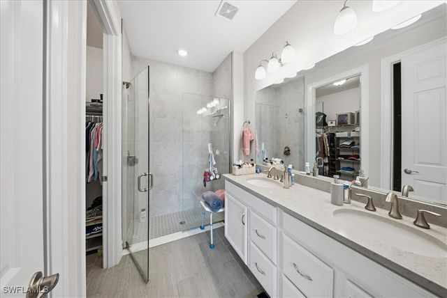 1074 Enbrook LOOP, Naples, FL 34114