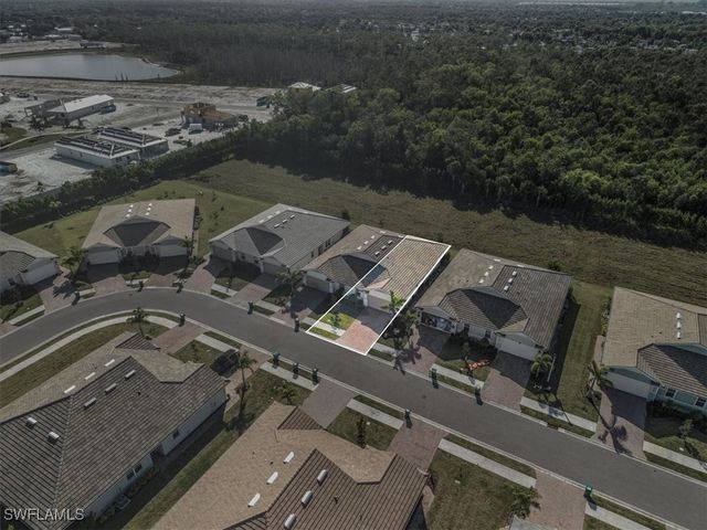 1074 Enbrook LOOP, Naples, FL 34114